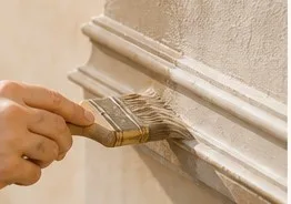 Dekorative Arbeit mit Pinsel